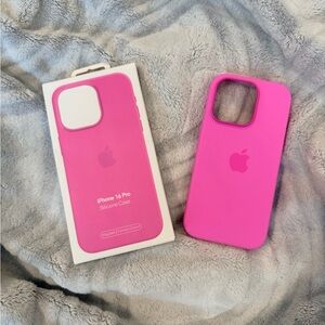Apple iPhone 16 Pro Case - Peony MagSafe